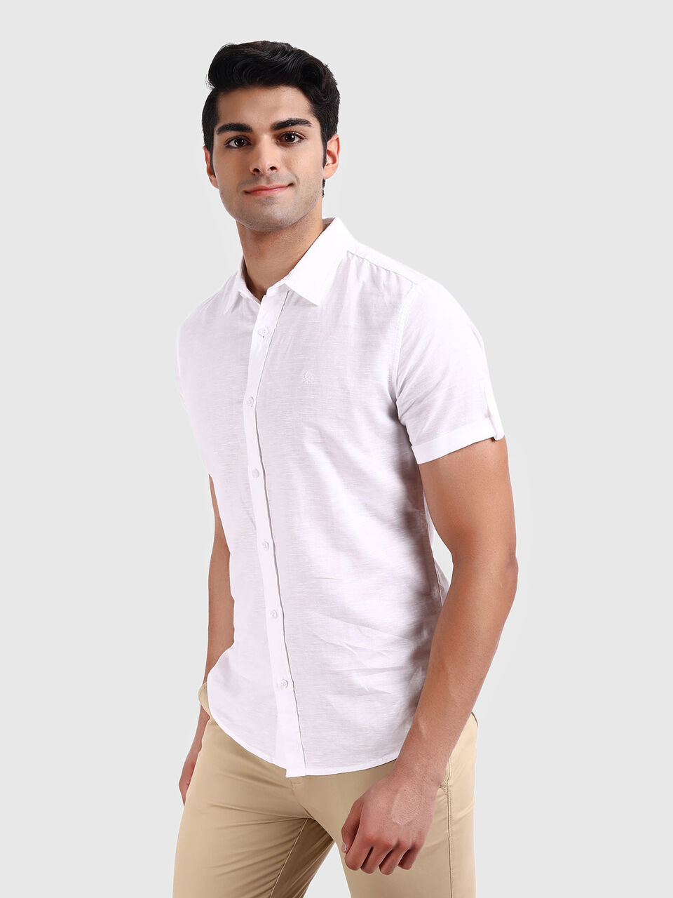 Linen Shirt with Regular Collar and Short Sleeves image number null
