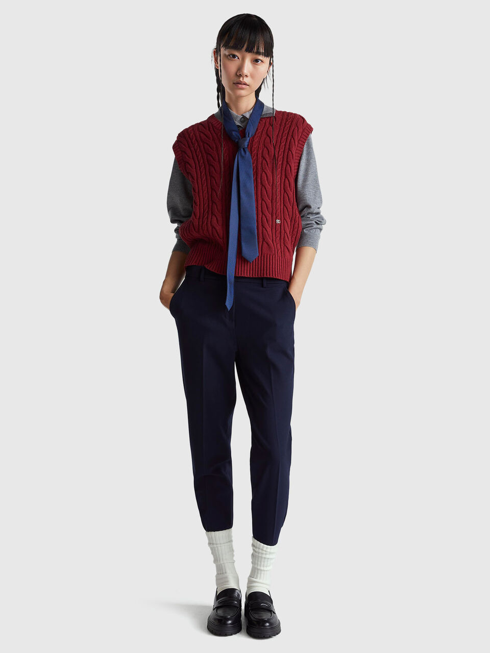 S/L V NECK SWEATER Femme image number null