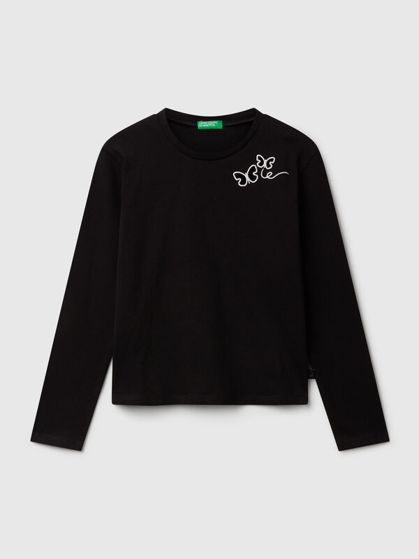 T-shirt avec des papillons d&eacute;coup&eacute;s Filles