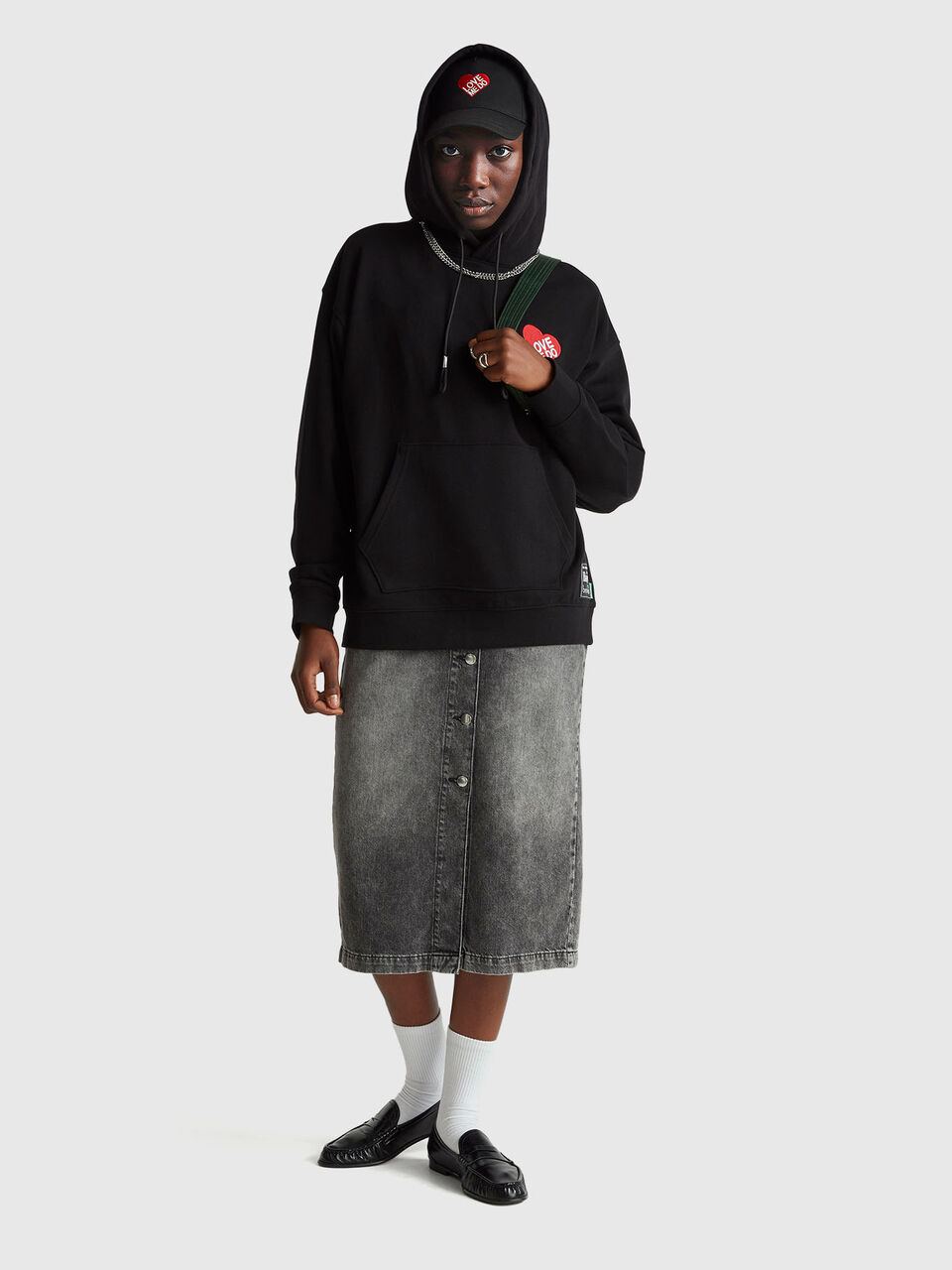 SWEATER W/HOOD image number null