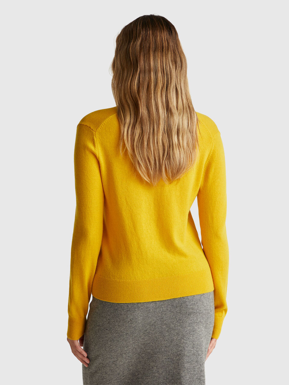 V NECK SWEATER L/S Femme image number null