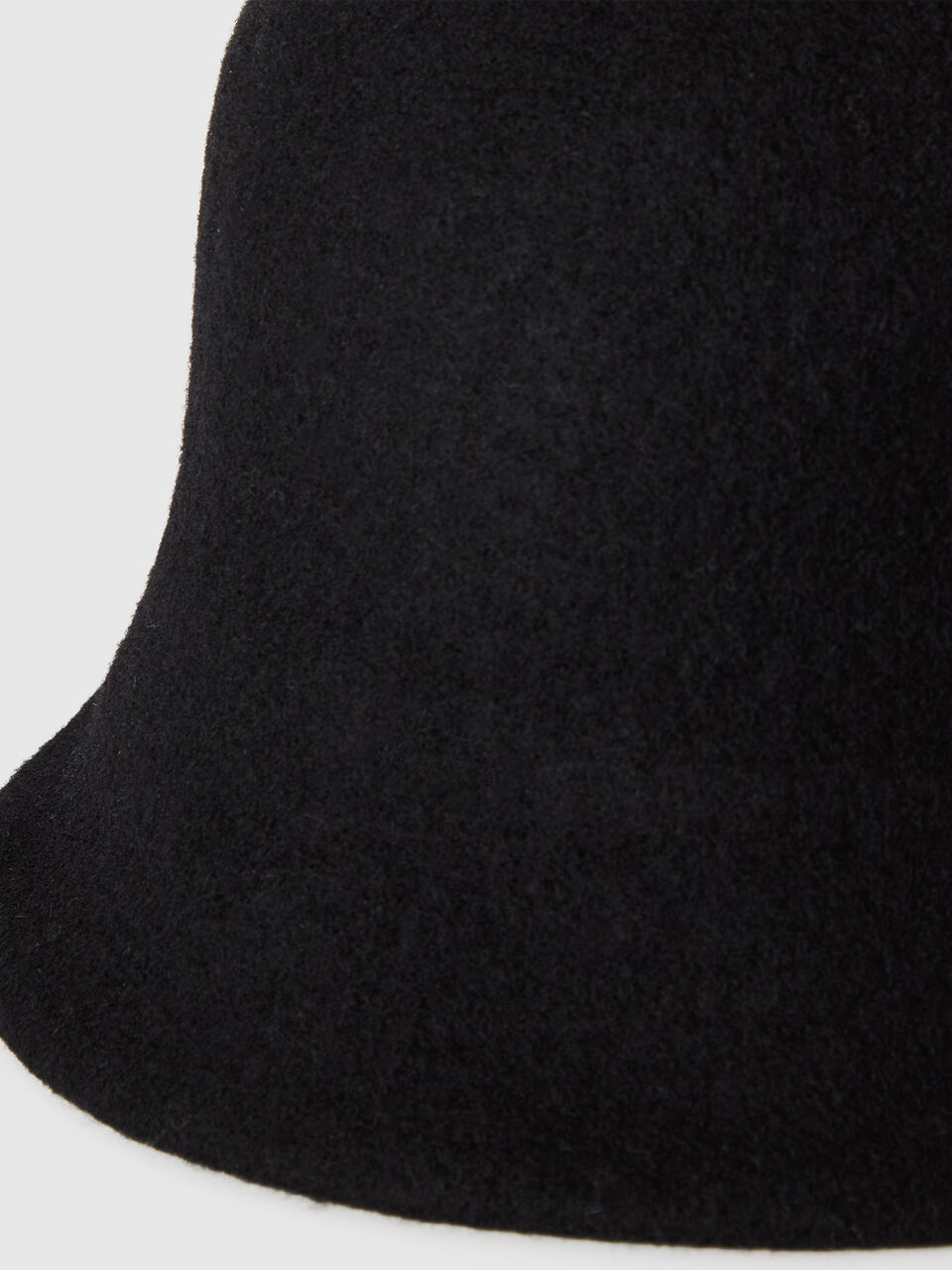 HAT Women image number null