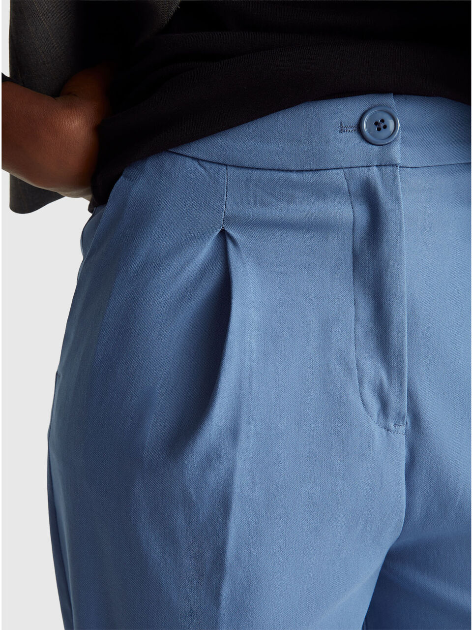 TROUSERS Femme image number null