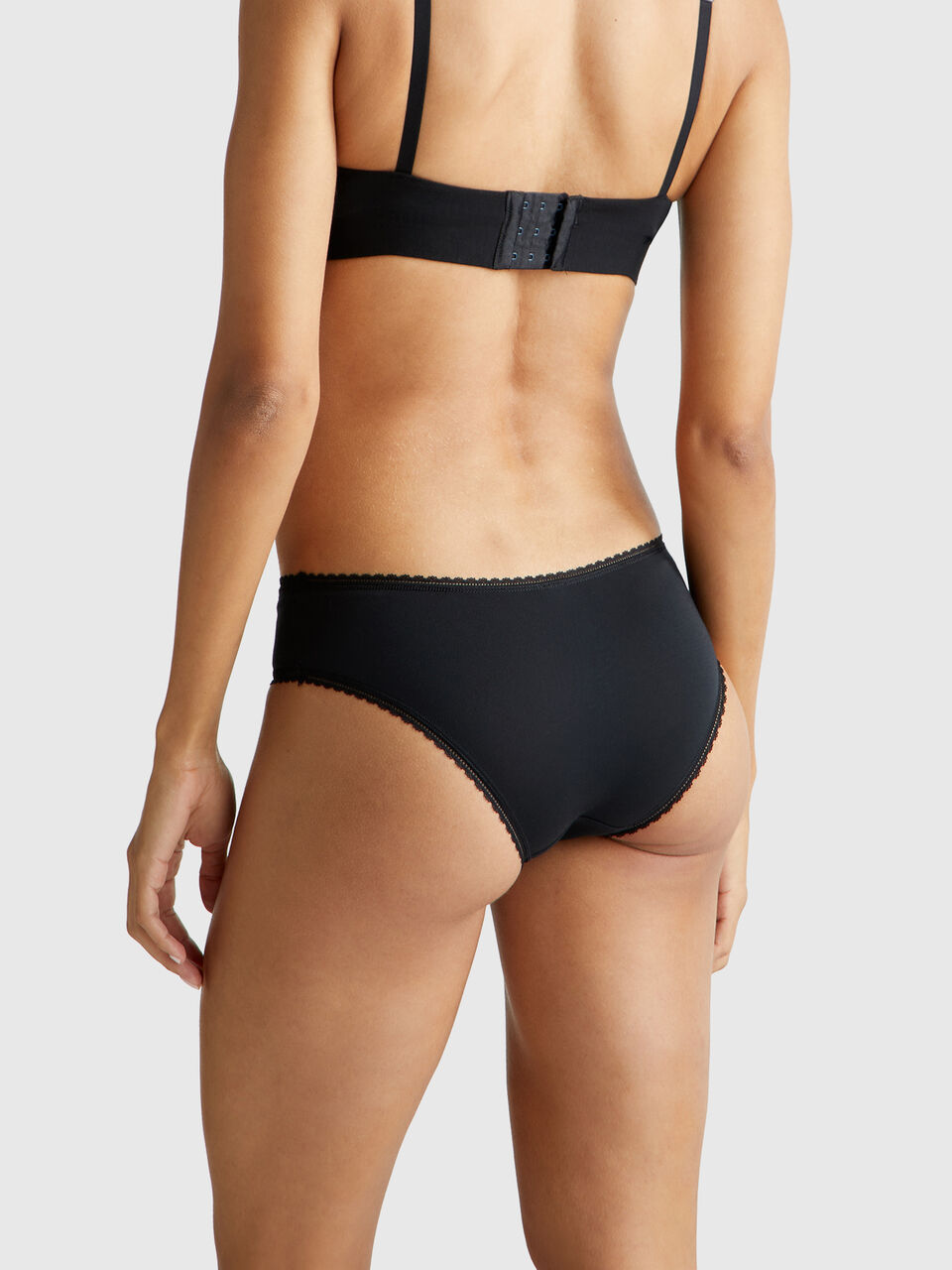 SLIP Women image number null