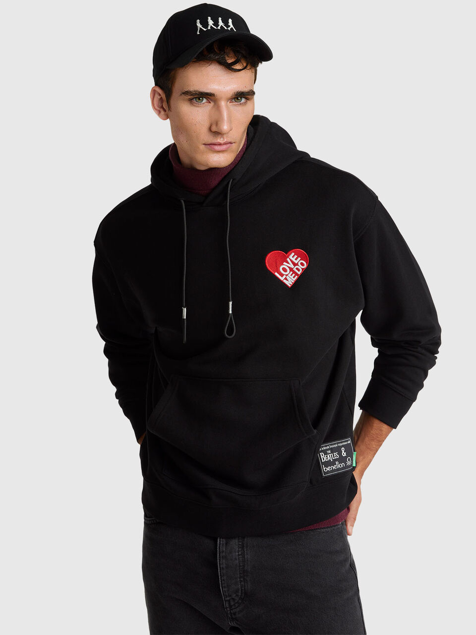 SWEATER W/HOOD image number null