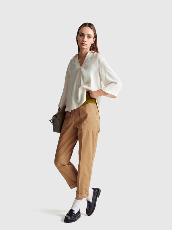 Pantalon à revers en coton extensible Femme