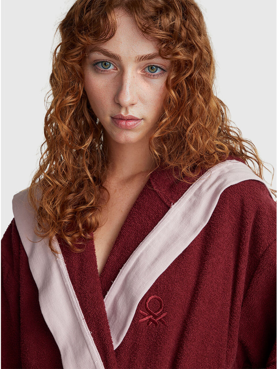 BATH GOWN image number null