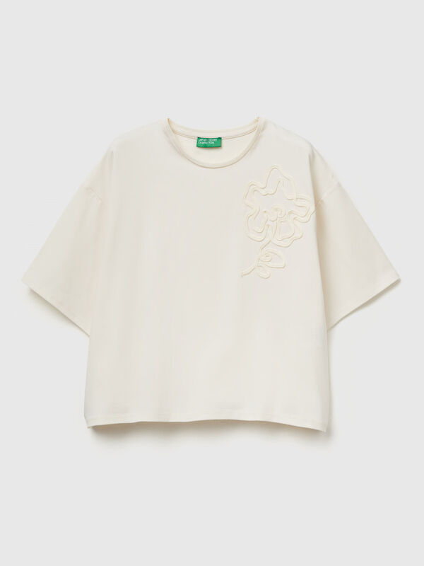 T-shirt coupe boxy avec application Femme