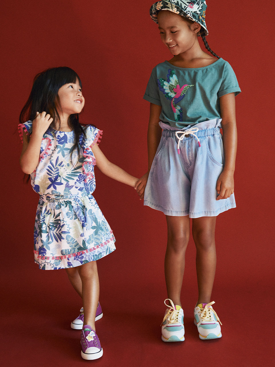 bimba <span class="text-l playful"> 3 mesi - 4 anni</span> benetton